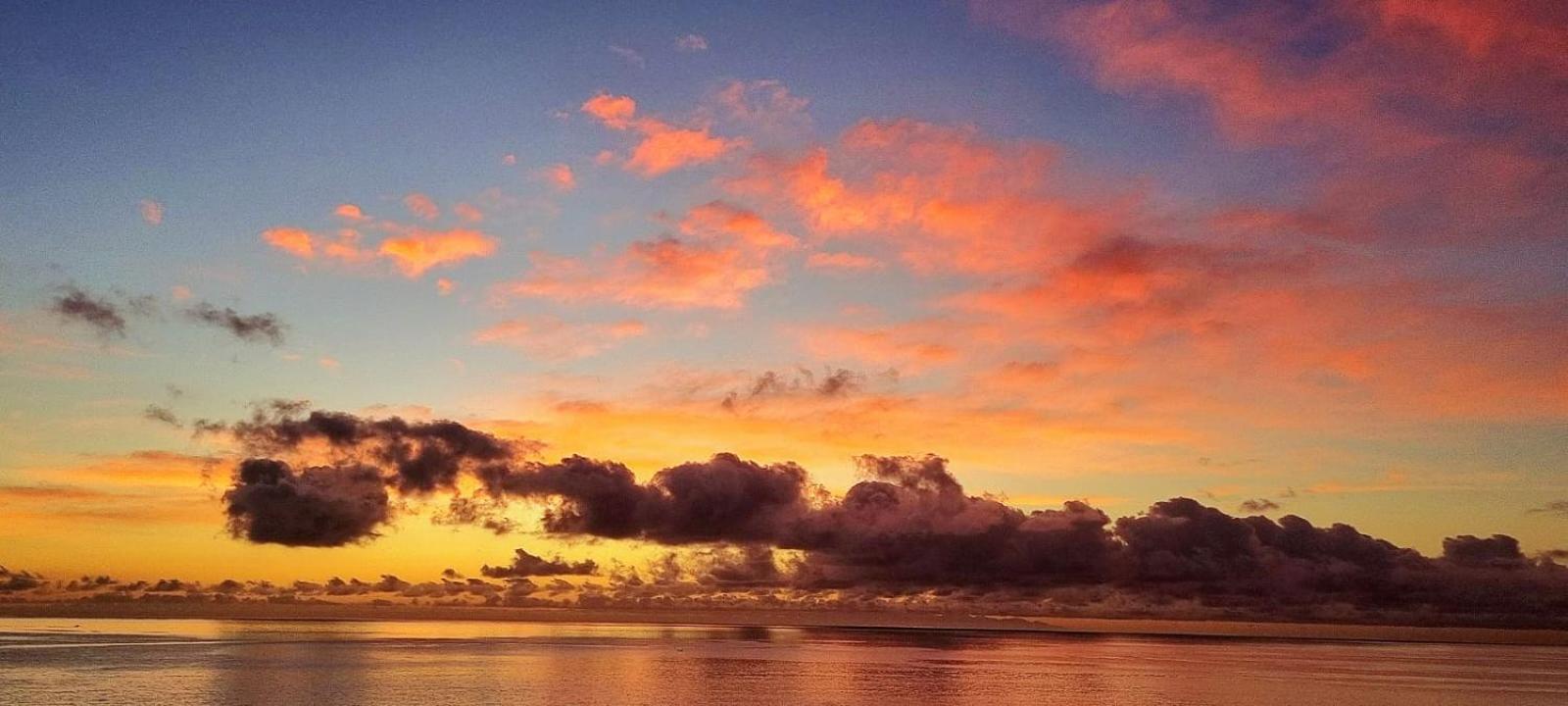 דירות קנדלריה Coqueto Vistas Al Mar מראה חיצוני תמונה